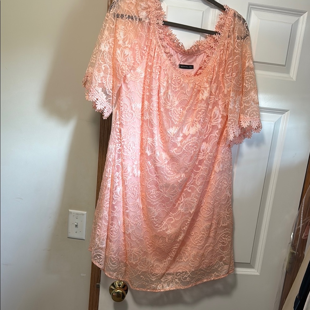 Elegant Lace Mini Dress in Peach